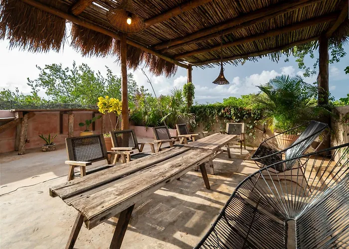 Casa Coyote Hotel 3*