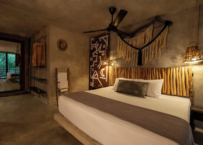 Casa Coyote Hotel 3*