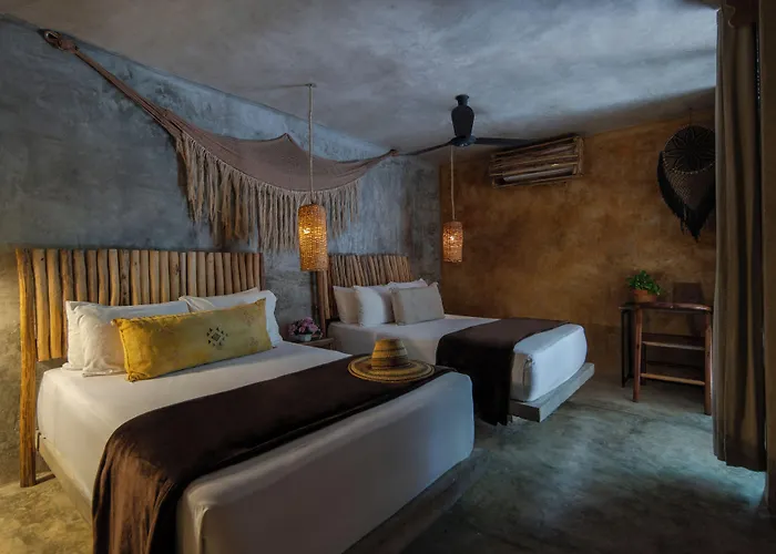 Hotel Casa Coyote 3*