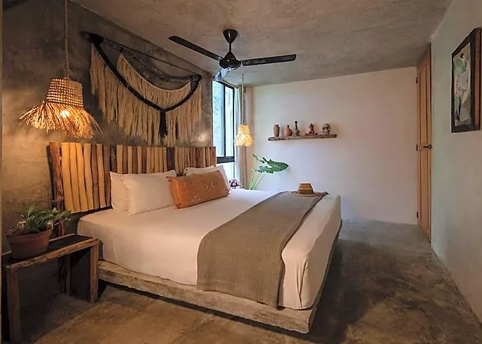 Casa Coyote Hotel